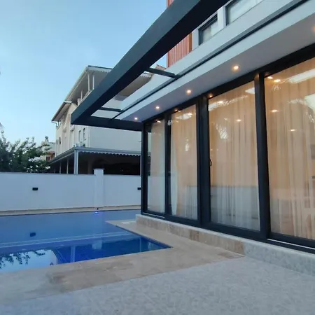 Casa Rosa Luxury Apartment