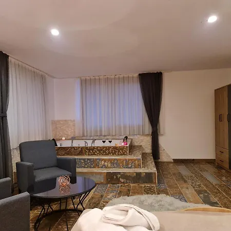 Casa Rosa Luxury Apartment